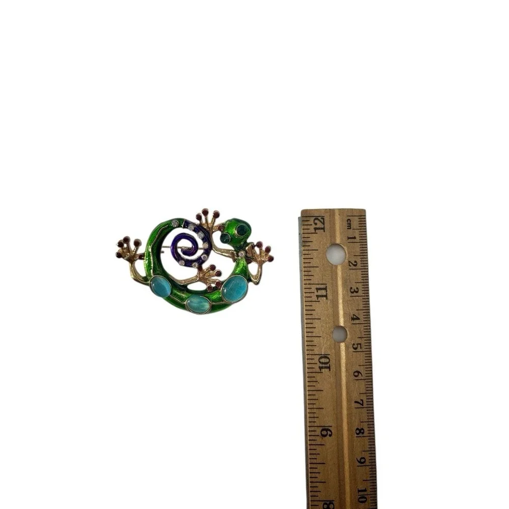 Vintage Multicolor Enamel Rhinestone Green‎ Gecko Lizard Brooch Pin